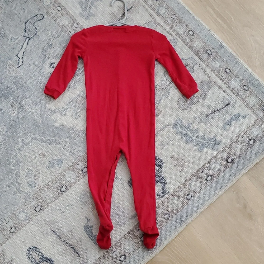 Pottery Barn Kids Unisex Embroidered Reindeer Red Pajamas Sz12-18m